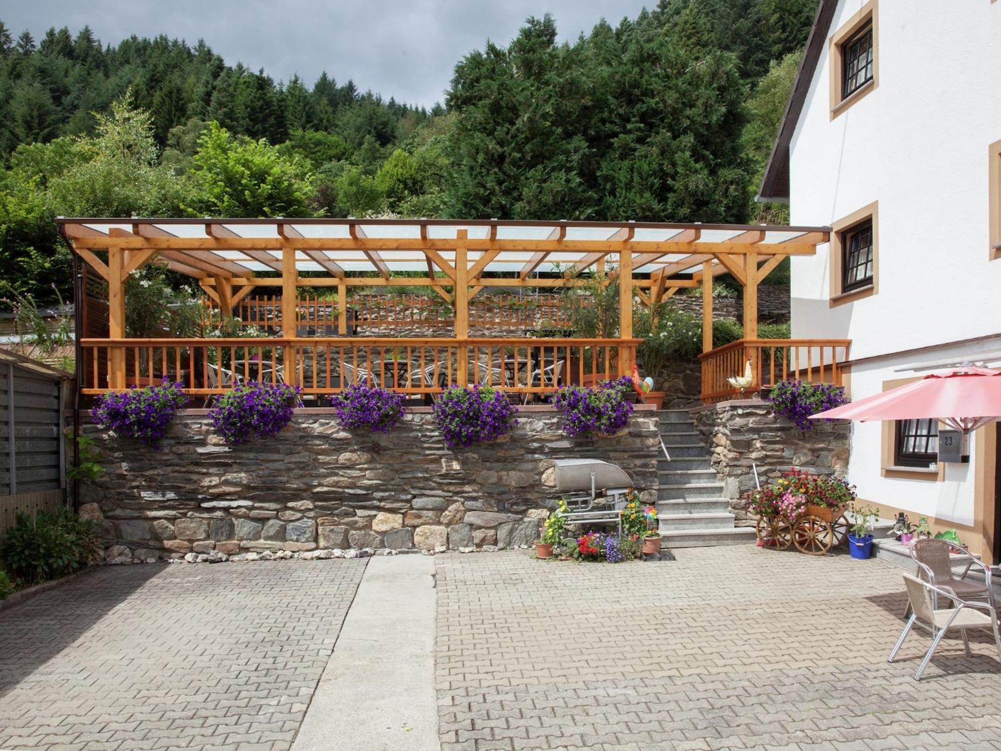 A Modern Apartment In The Hunsr Ck Region S Romantic Drohn Valley Merschbach 외부 사진