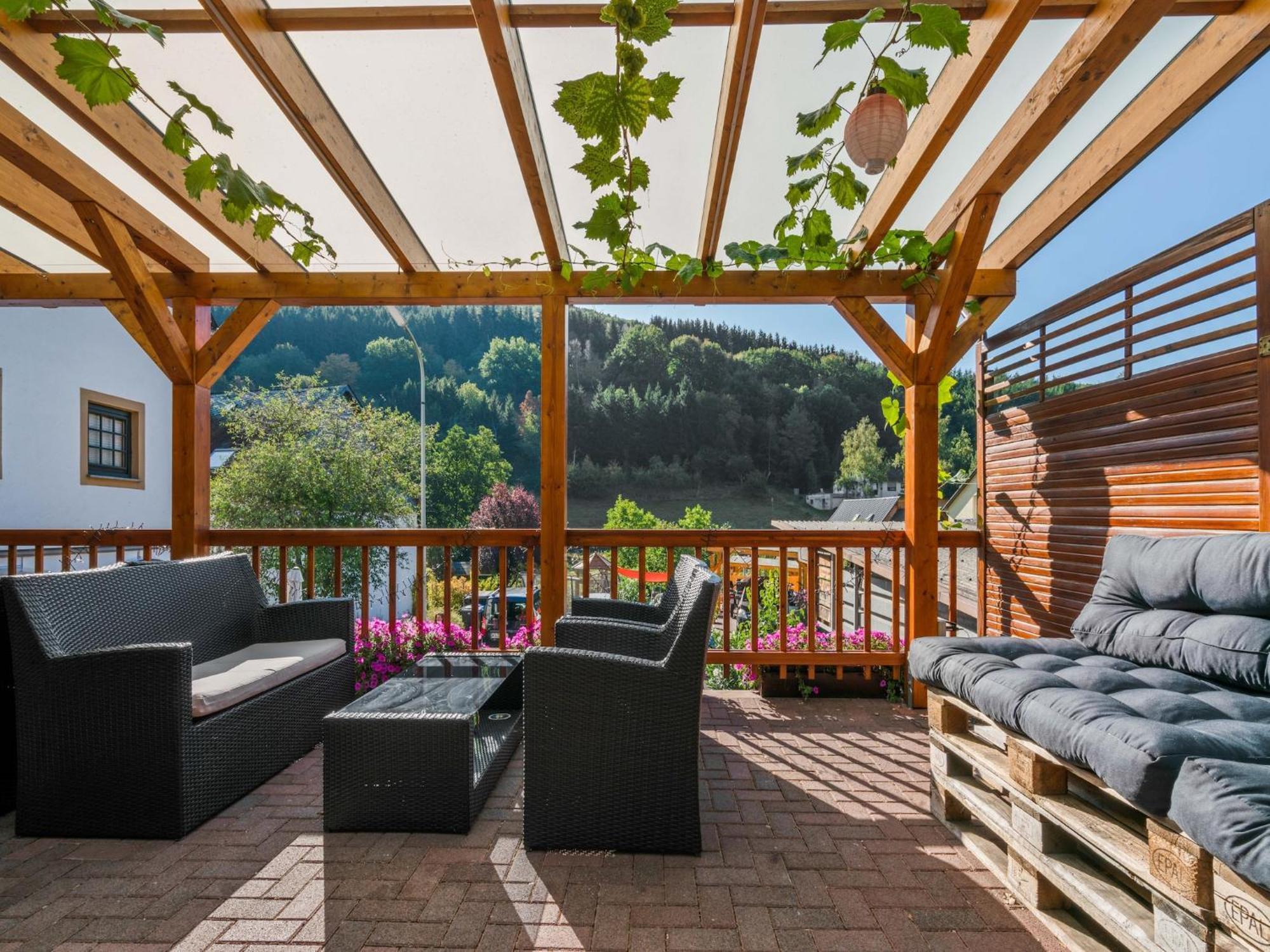 A Modern Apartment In The Hunsr Ck Region S Romantic Drohn Valley Merschbach 외부 사진