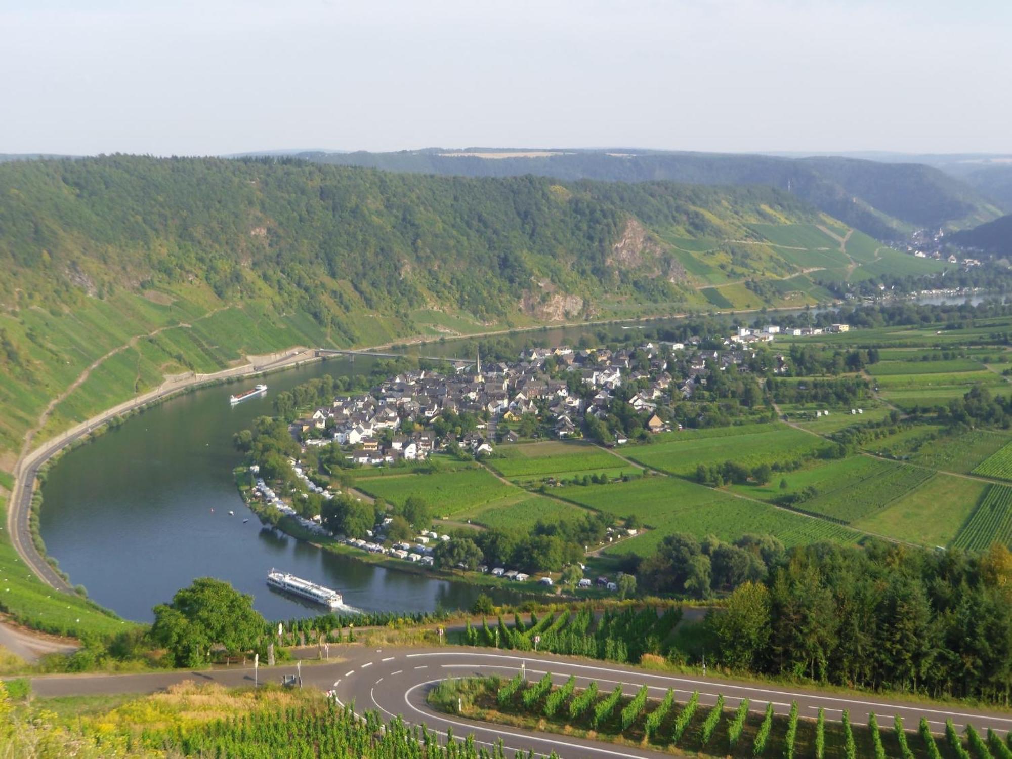 A Modern Apartment In The Hunsr Ck Region S Romantic Drohn Valley Merschbach 외부 사진