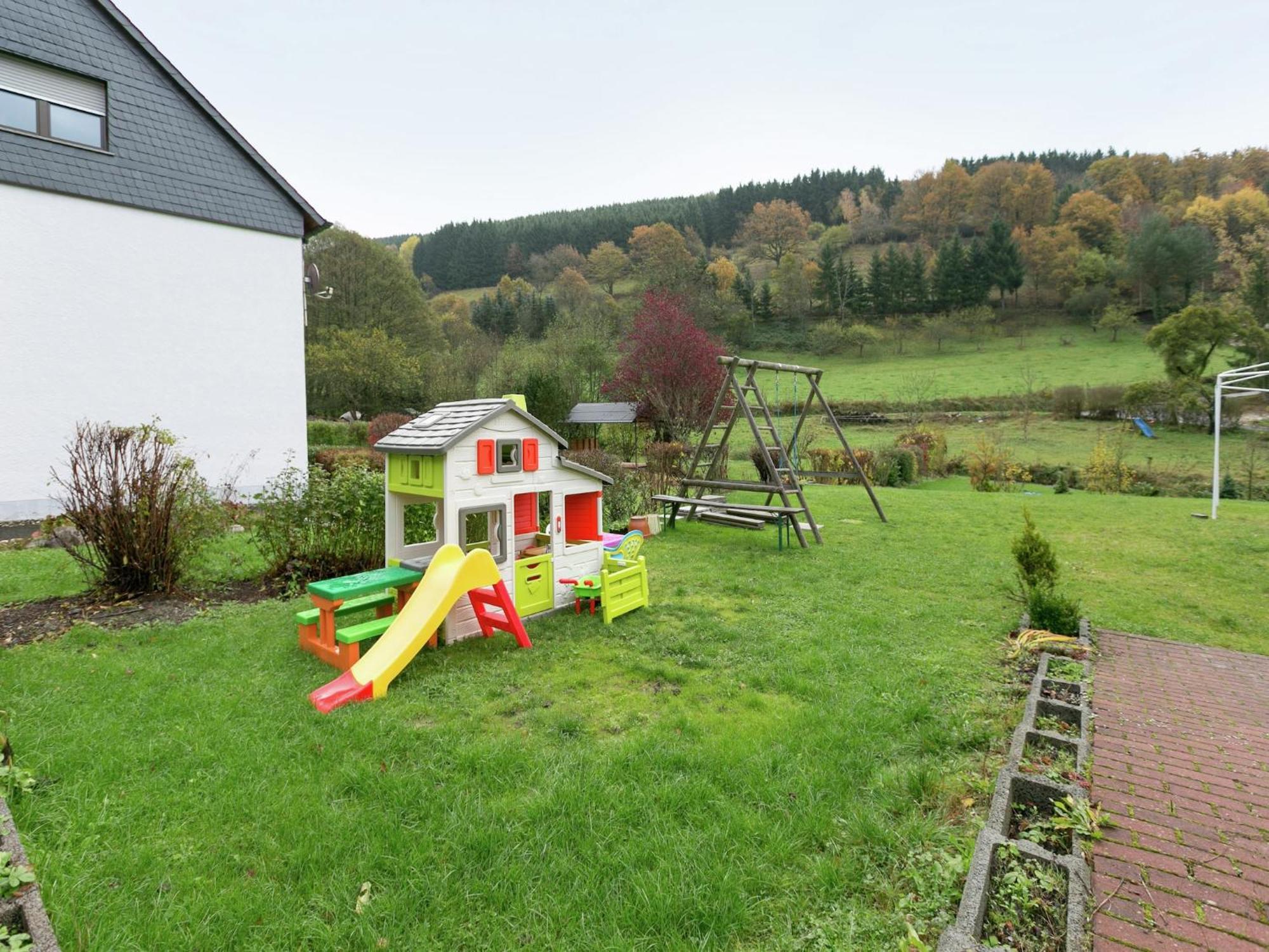 A Modern Apartment In The Hunsr Ck Region S Romantic Drohn Valley Merschbach 외부 사진